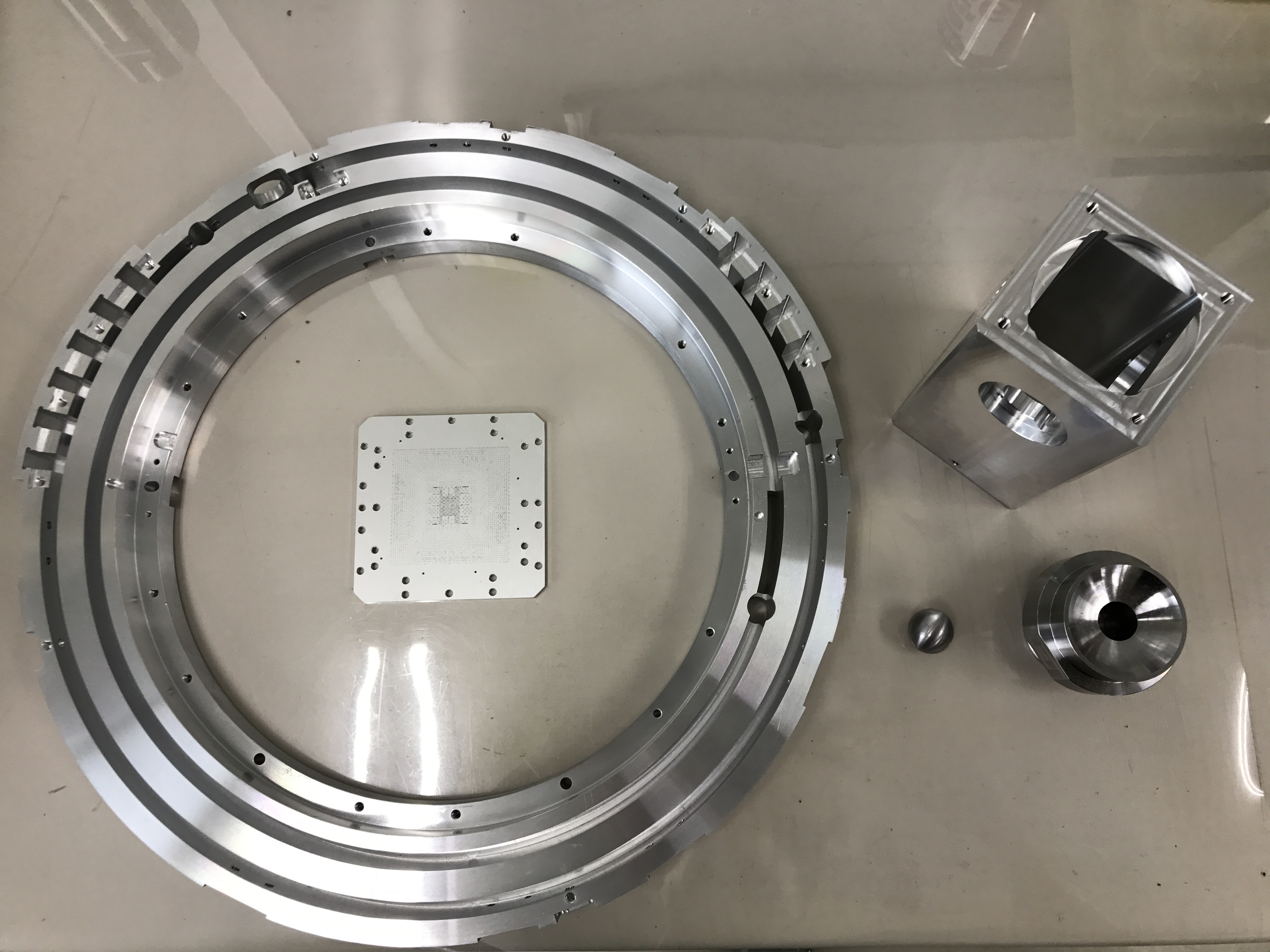 医療用検査装置部品